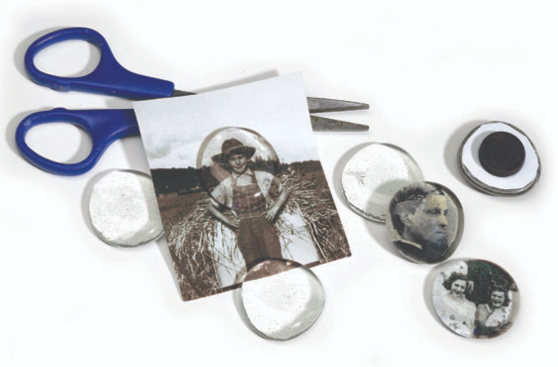 materials to make family photo magnets