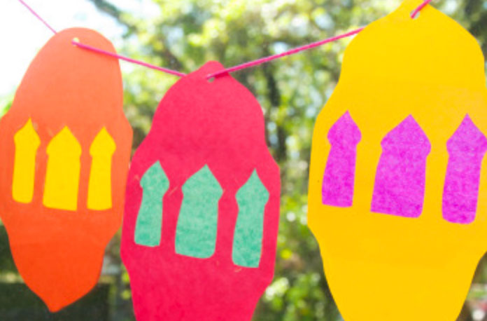 Moroccan lanterns made fro colorful paper